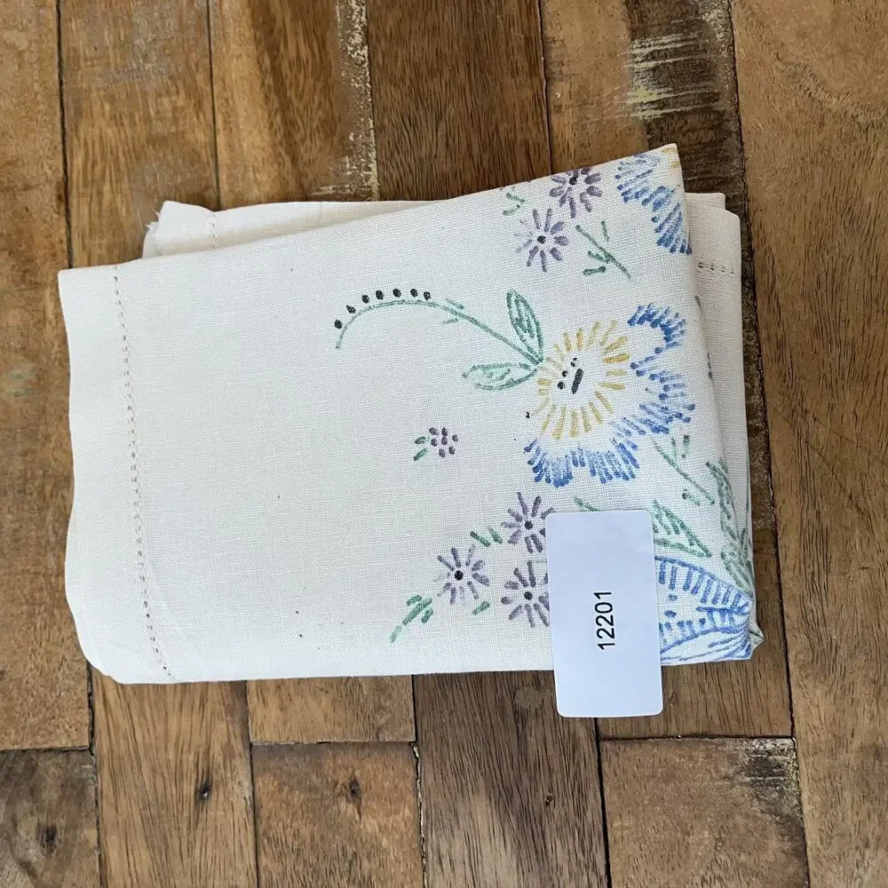 White Linen Table Runner 13 x 36 in w/ Drawn Blue Floral Bouquets & Ribbons